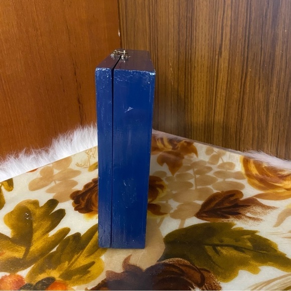 Vintage clown  hidden key holder - Picture 5 of 8